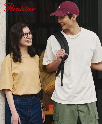 プリントスター(Printstar)5.9オンス オープンエンドTシャツ/モデル着用:左:213スモークイエロー、右:001ホワイト